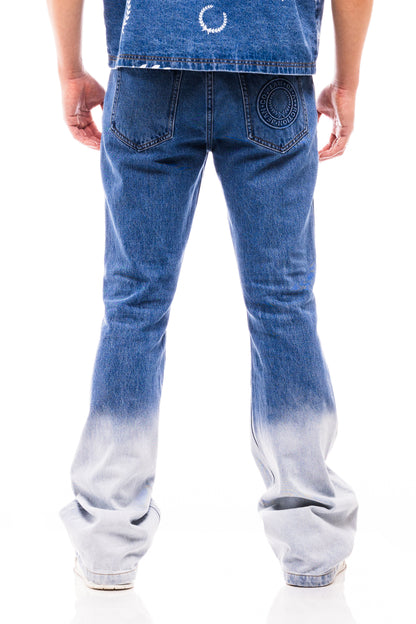 LOA JEAN COMPANY. FROST Ombré Flare Jean